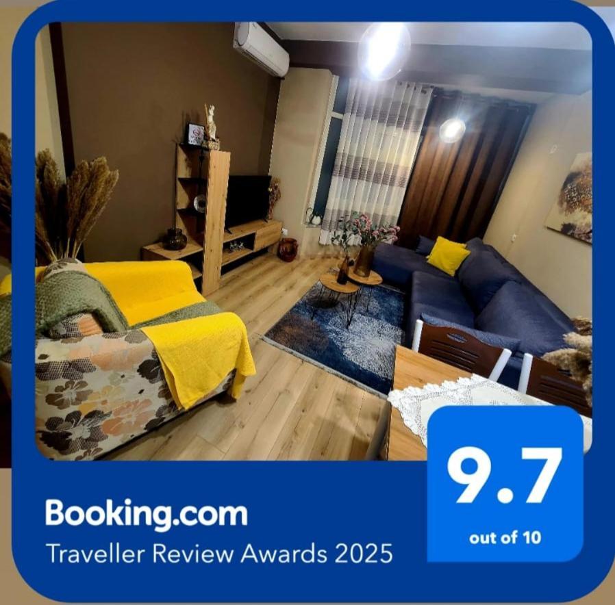 My Guest Base Appartement Tirana Buitenkant foto